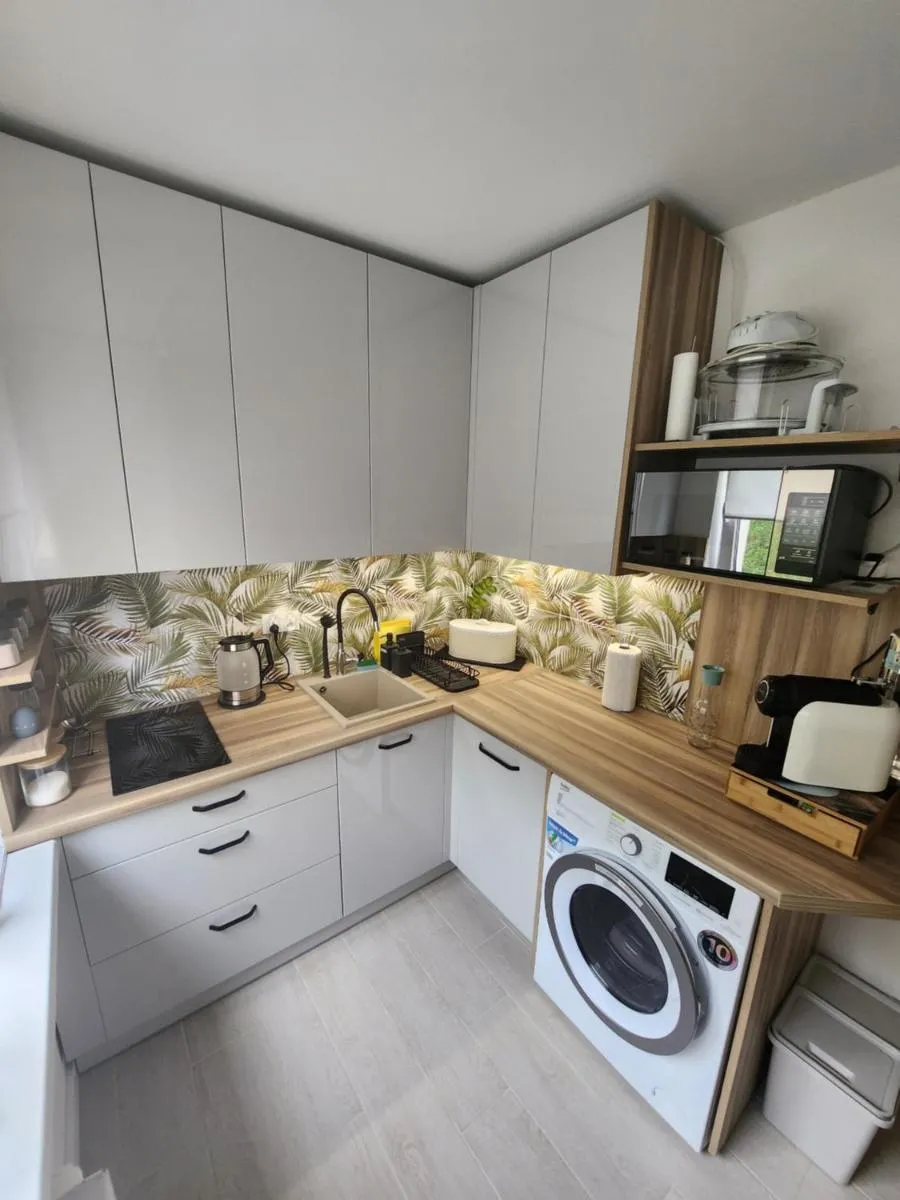 Image 3 of Moon Apartment