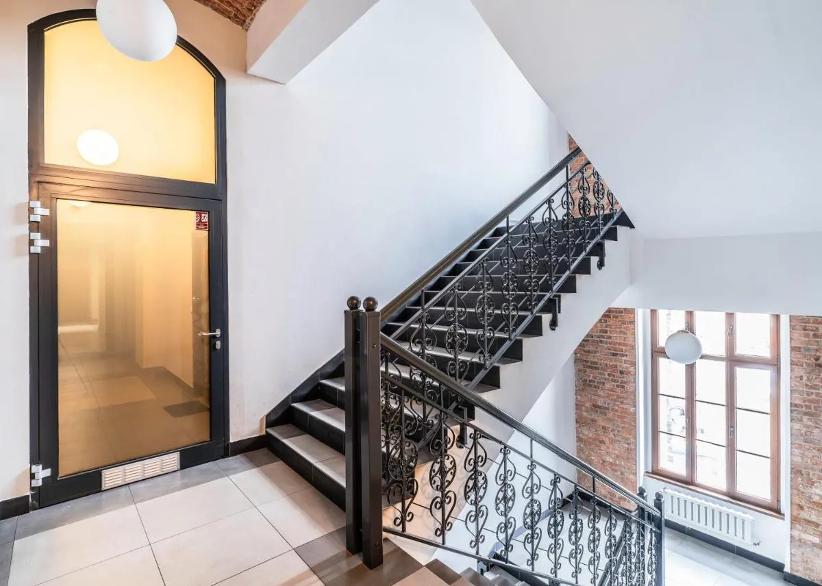 Image 2 of No 22 Old Town Apartment