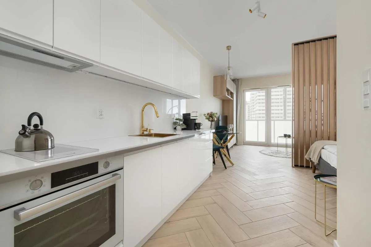 Image 4 of Old Town River Suite with Balcony & Parking Wrocław by Noclegi Renters