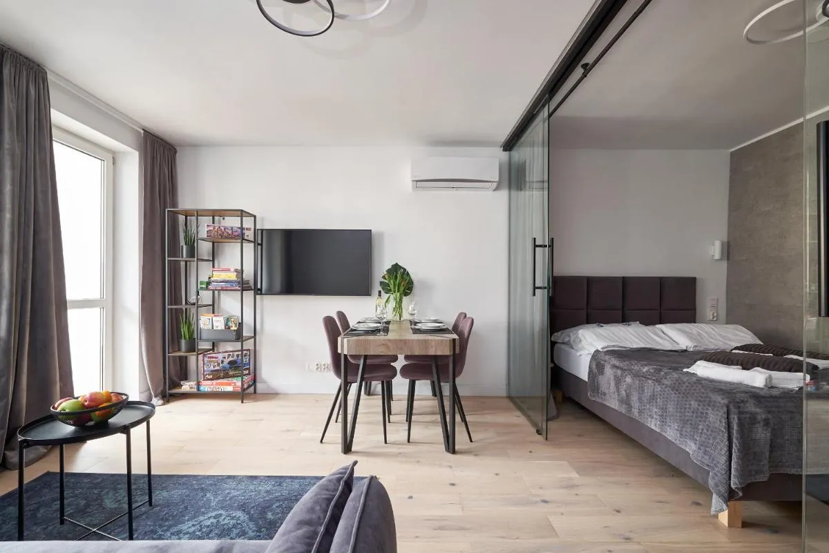 Image 1 of Platinum Apartment – Parking – Klimatyzacja – Winda – Self check in