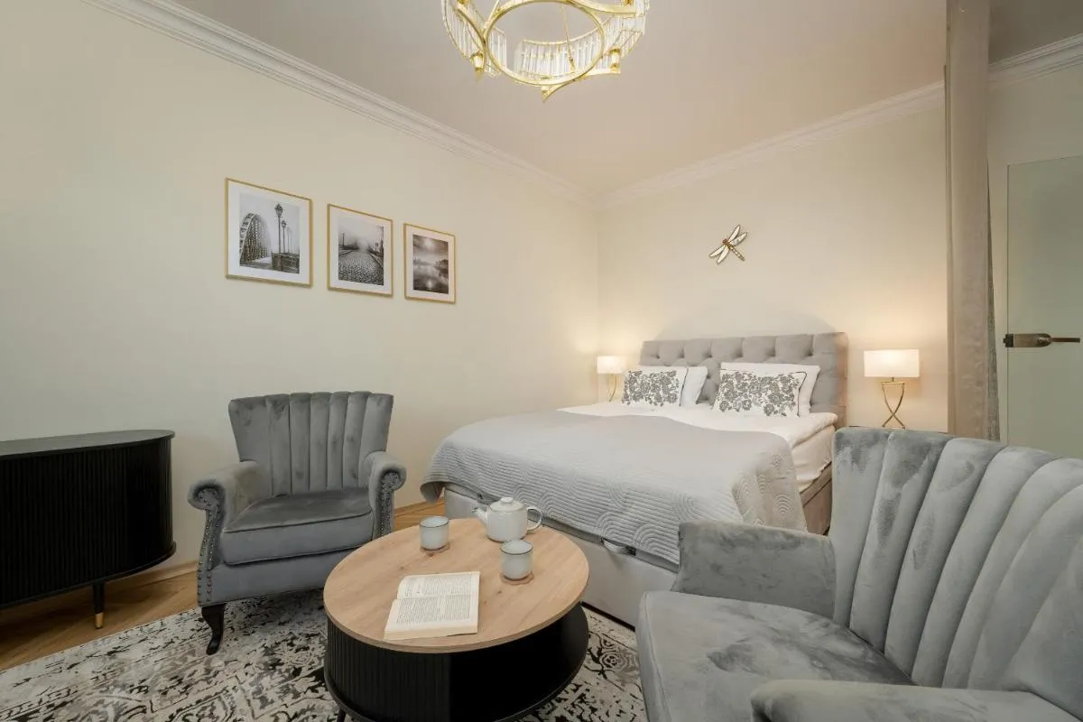 Image 4 of Przestronne Studio Blisko Starego Miasta by Noclegi Renters