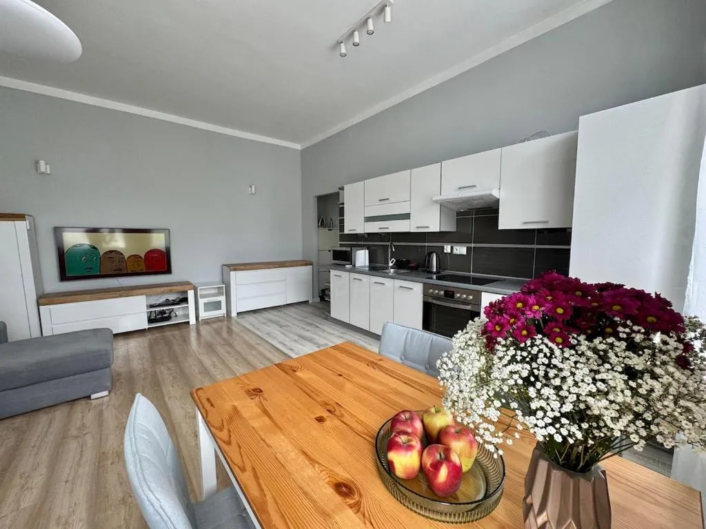 Image of Quiet apartment by the market