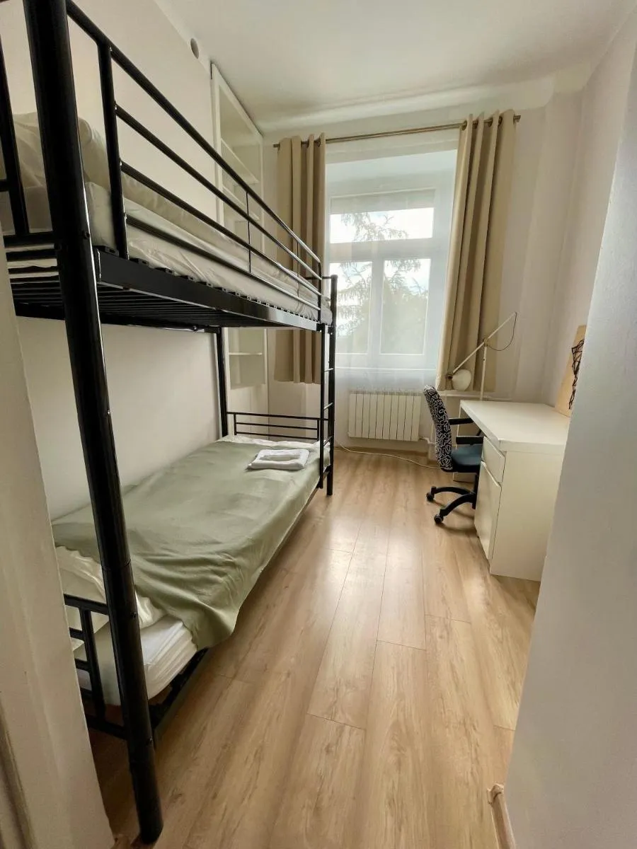 Image 4 of Quiet apartment by the market