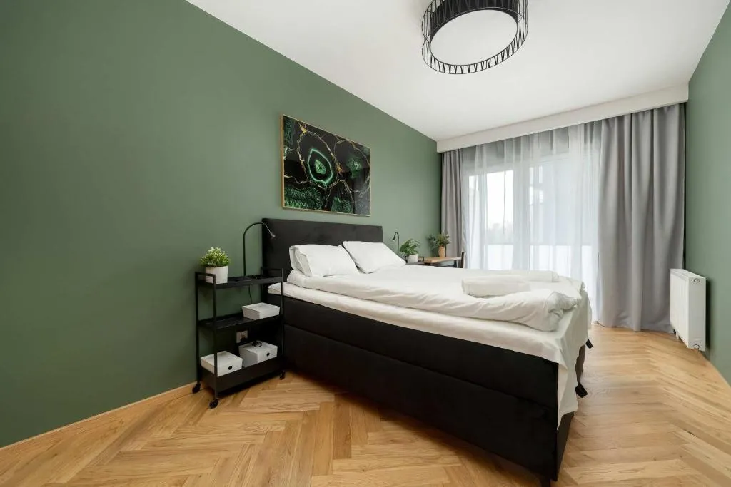 Image of Quorum Apartment with Parking and Air Conditioning close to the City Center in Wrocław by Renters Prestige