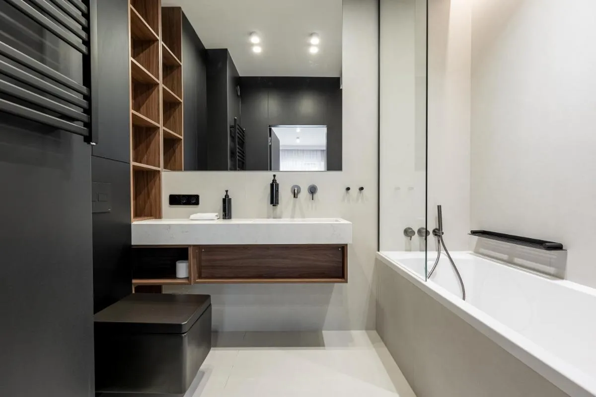Image 2 of Renoma Old Town Residence