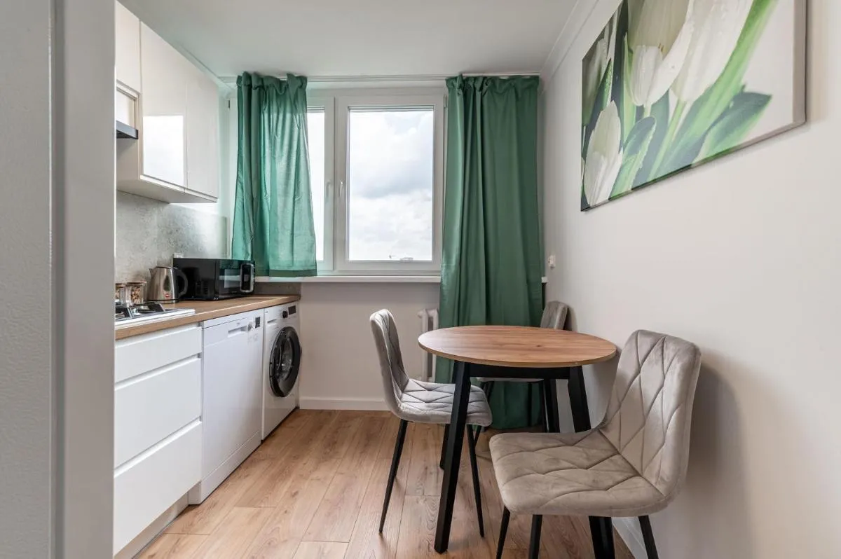 Image 2 of RentPlanet – Apartament Borowska