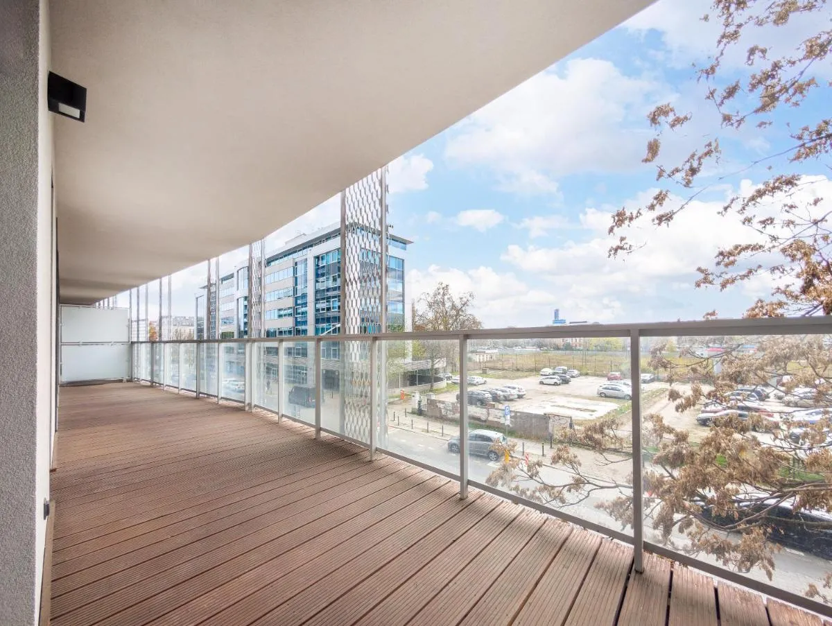 Image 5 of Riverside Harmony Chic Apartment