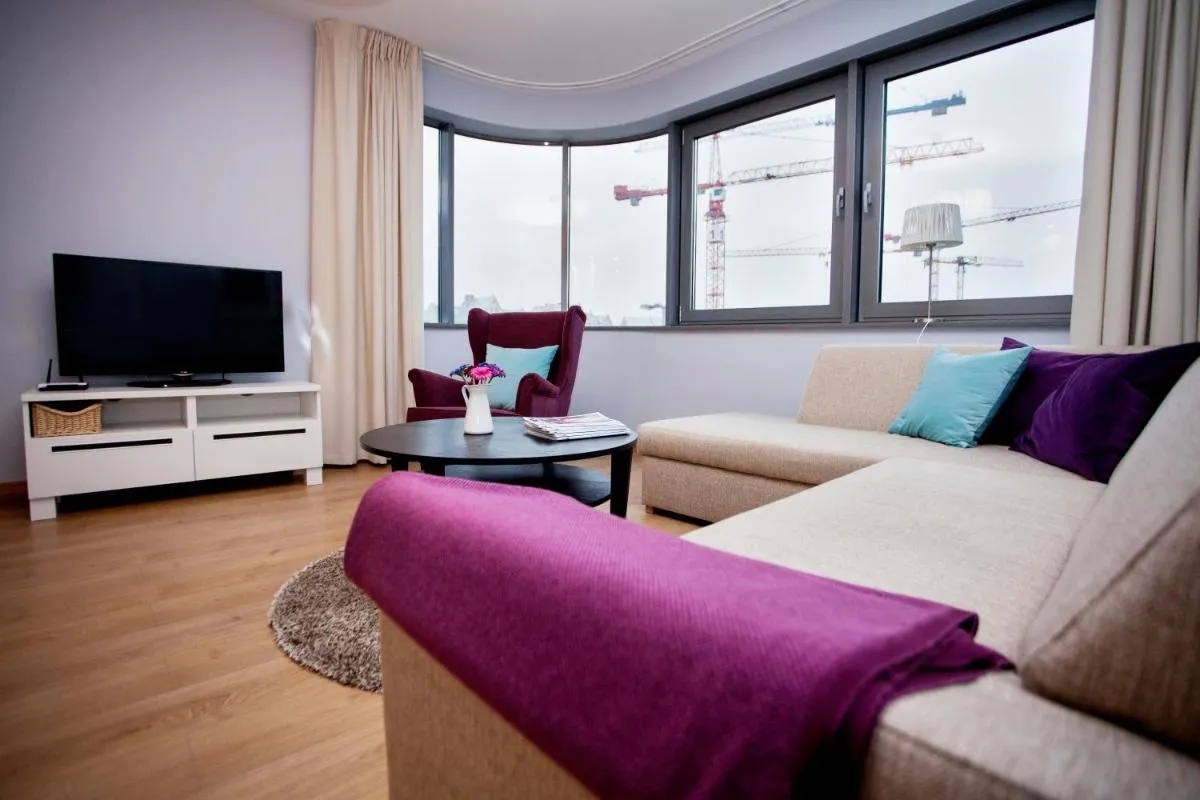 Image 4 of Silver Apartments