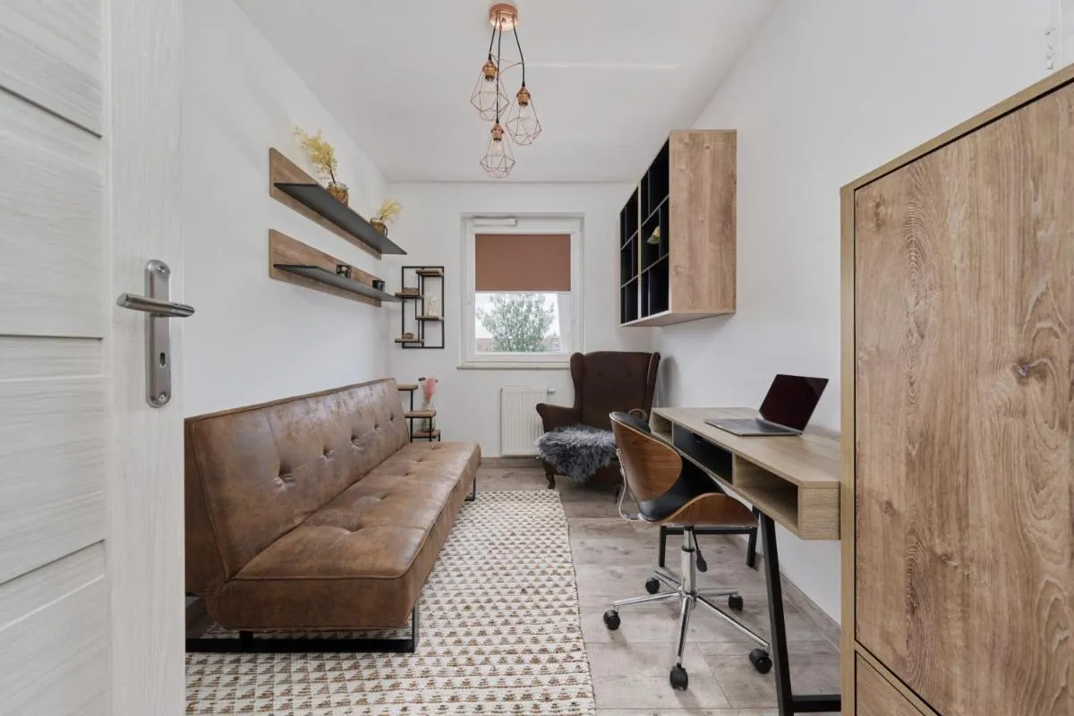Image 6 of Spacious Apartment suitable for Remote Work with Balcony & Parking by Noclegi Renters