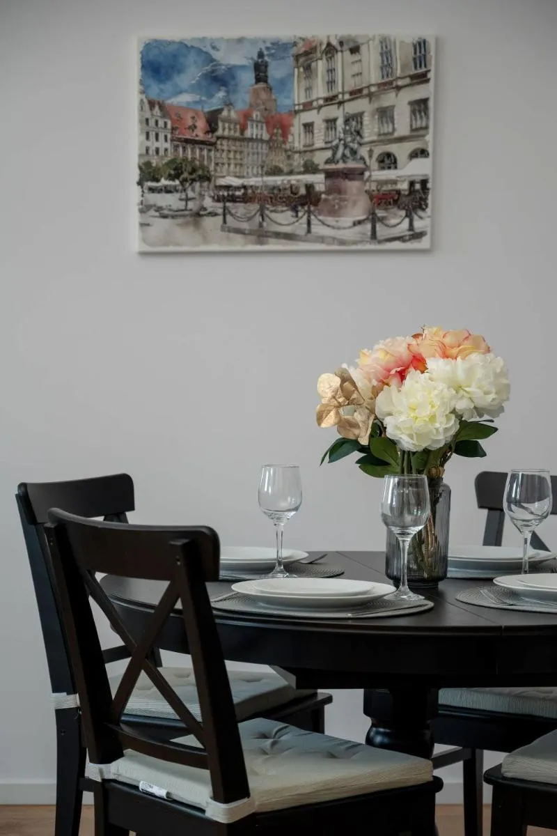 Image 3 of Spacious Apartment with WiFi & Smart TV Remote Working by Noclegi Renters