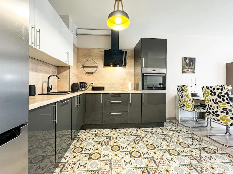 Image 3 of Stylish Apartment – Balcony, Church Views, Parking! Tram