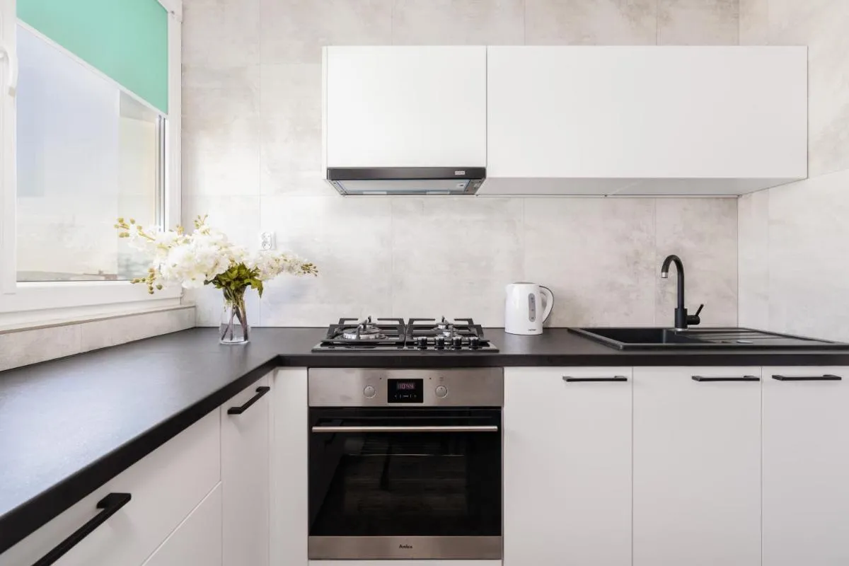 Image 4 of Stylish Apartment near Wroclavia for 4 Guests by Noclegi Renters