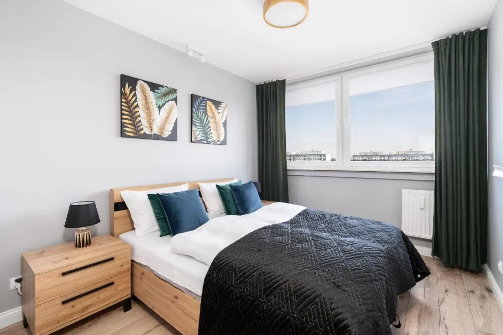 Image of Stylish Apartment near Wroclavia for 4 Guests by Noclegi Renters