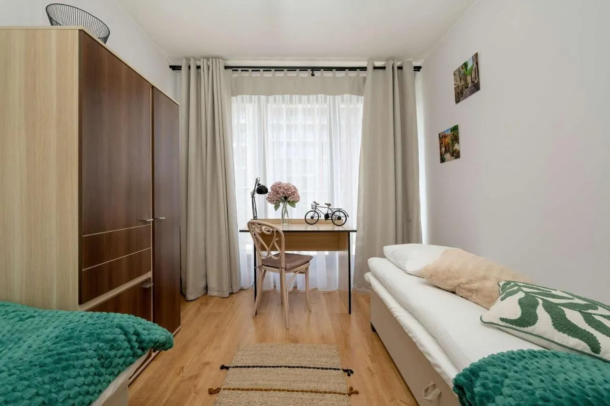 Image 1 of Stylowy Apartament z Klimatyzacją i Parkingiem Wrocław by Noclegi Renters