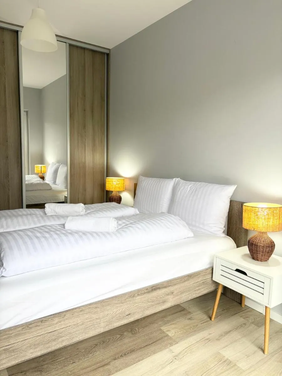 Image 4 of The Grand Martini Apartment – Family & Work Space – 2 Bedrooms, 2 Bathrooms, 2 Parking Places – Twoja przestrzeń dla rodzin i biznesu – everything you need for work and family comfort