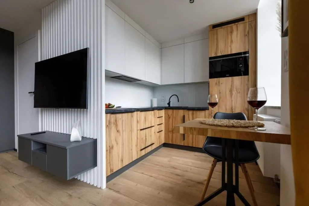 Image 3 of Wroclaw Stays – Old Town – Chic Apartments – Jana Pawla 33