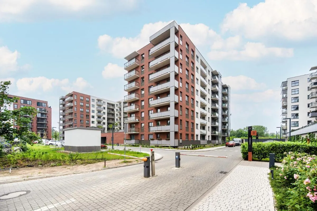 Image 6 of Wrocław nad Brzegiem Rzeki 2 Sypialnie Parking by Renters Prestige