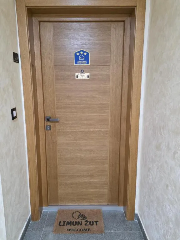 Image 1 of Apartman Limun Zut