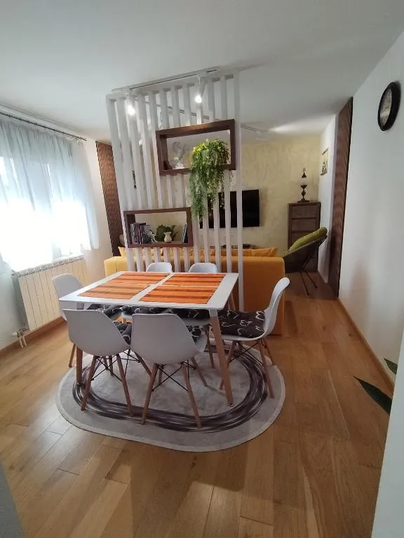 Apartman TeLaS