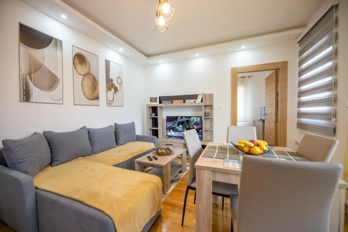 Photo 5 of Apartmani Oktobar 06
