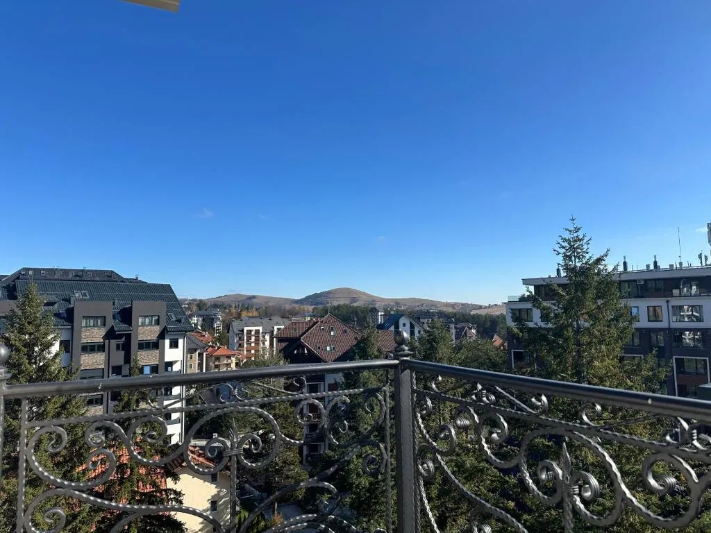 CENTER BEST VIEW ZLATIBOR-Apartment-Breza