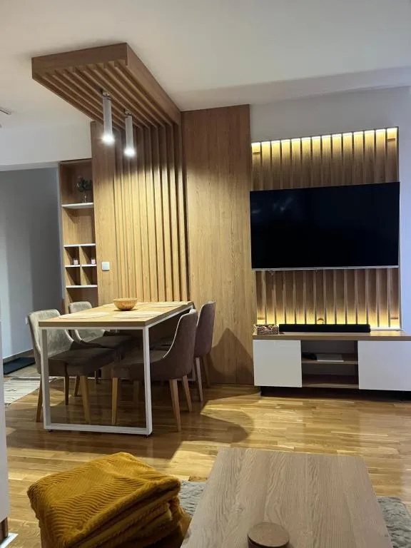Image 1 of Dina lux Zlatibor