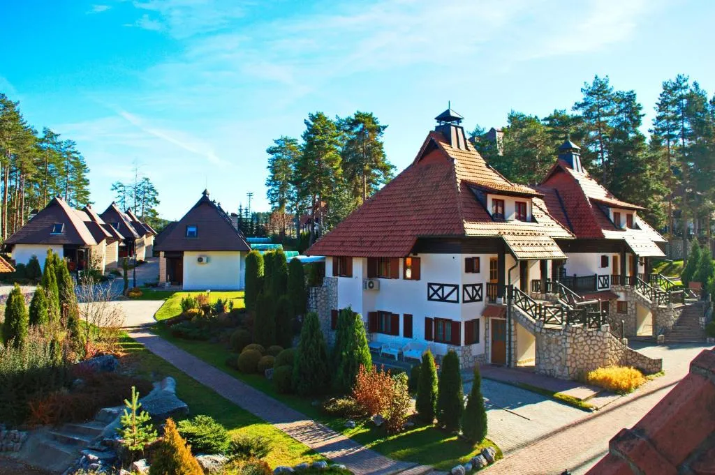 KRALjEVI KONACI ZLATIBOR