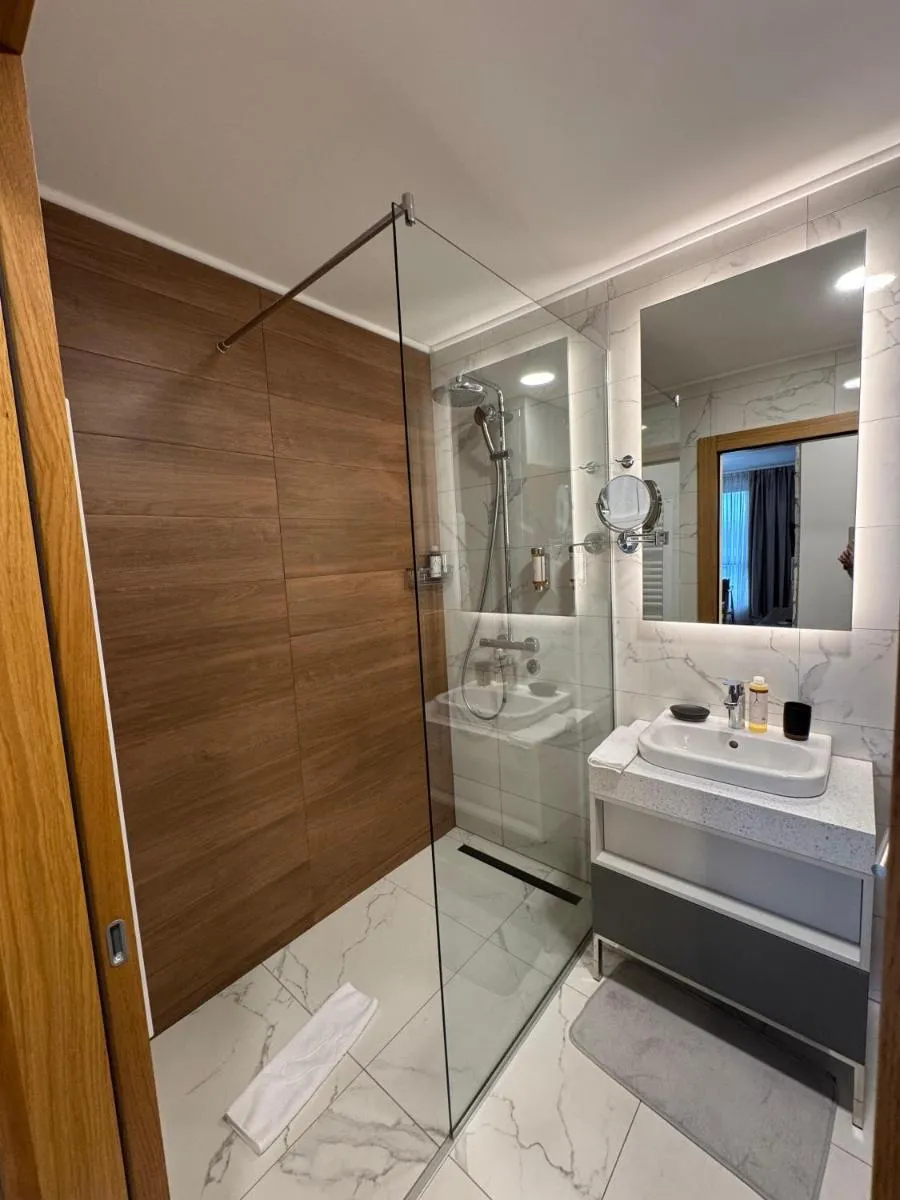 Photo 3 of Luxury Lake View Apartment in Hotel Zlatibor – Panorama & Comfort