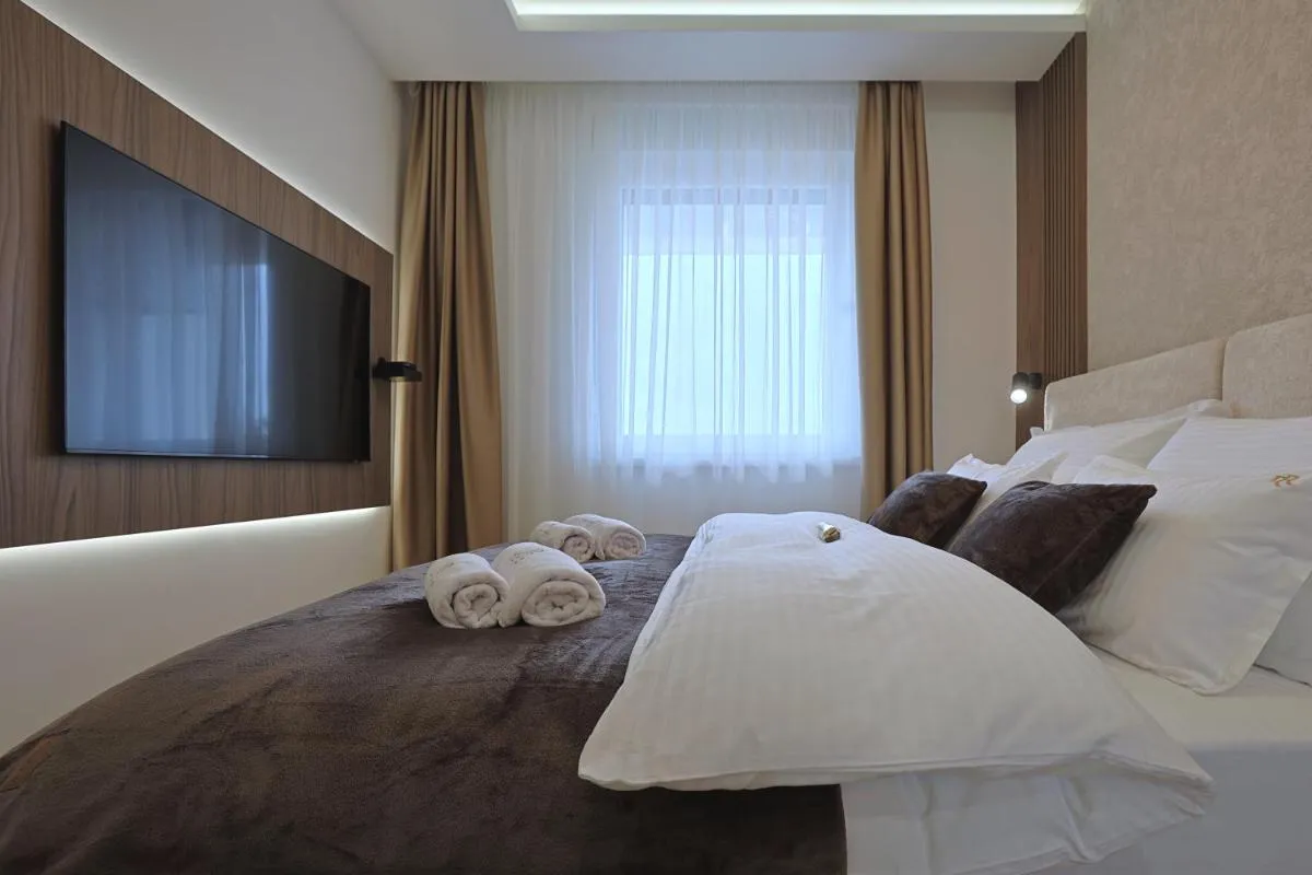 Photo 3 of Royal Resort Apartment