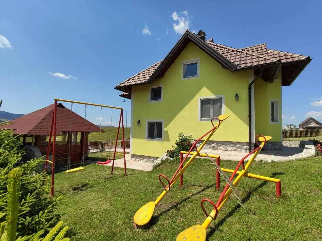 Image 1 of Vikendice porodice Smiljanić