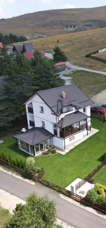 Image 1 of Vila Dzavric