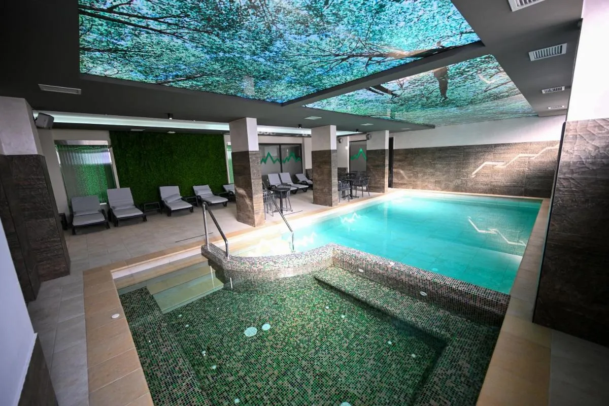 Photo 4 of the Loft